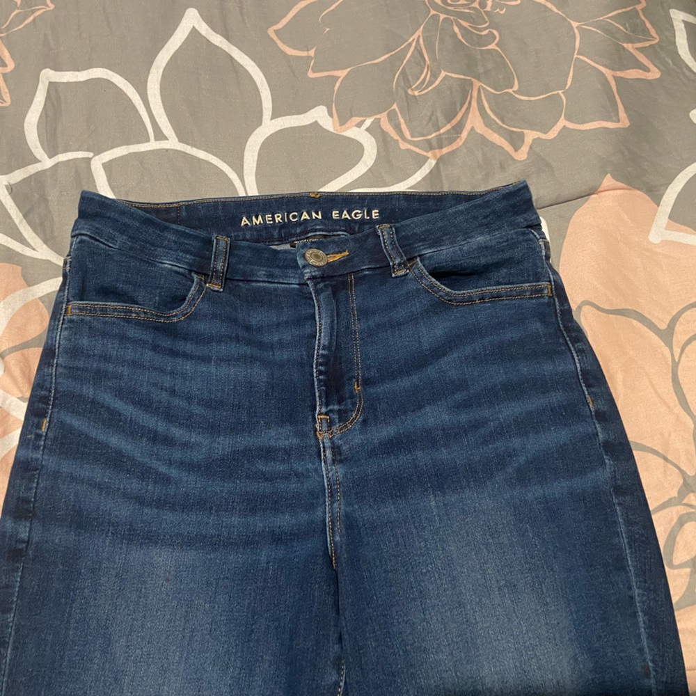 Like new American Eagle Next Level skinny jeans